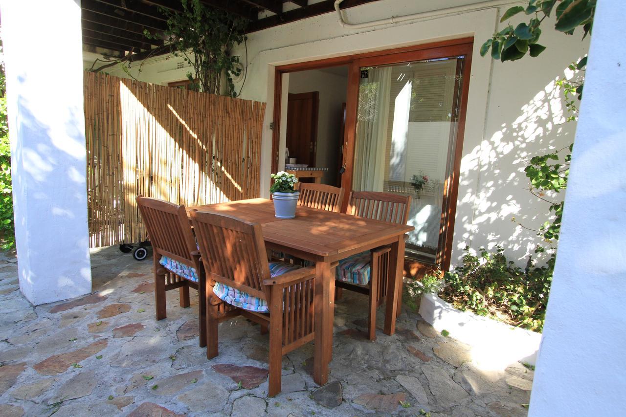 Haven Of Peace And Garden Cottage Херманус Екстериор снимка