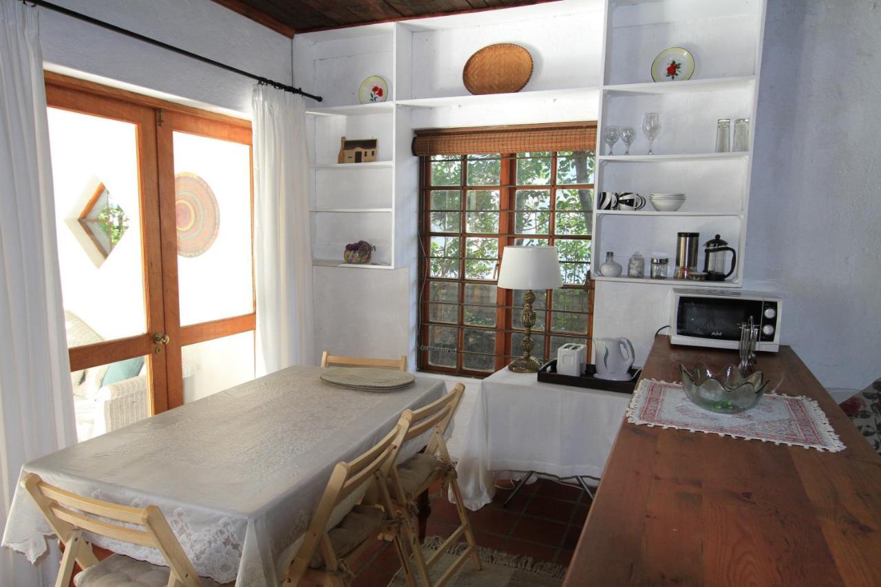 Haven Of Peace And Garden Cottage Херманус Екстериор снимка